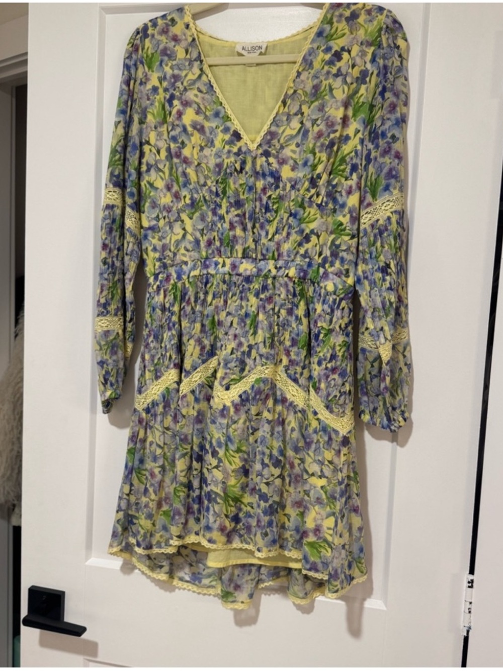 Allison Floral Long sleeve mini dress